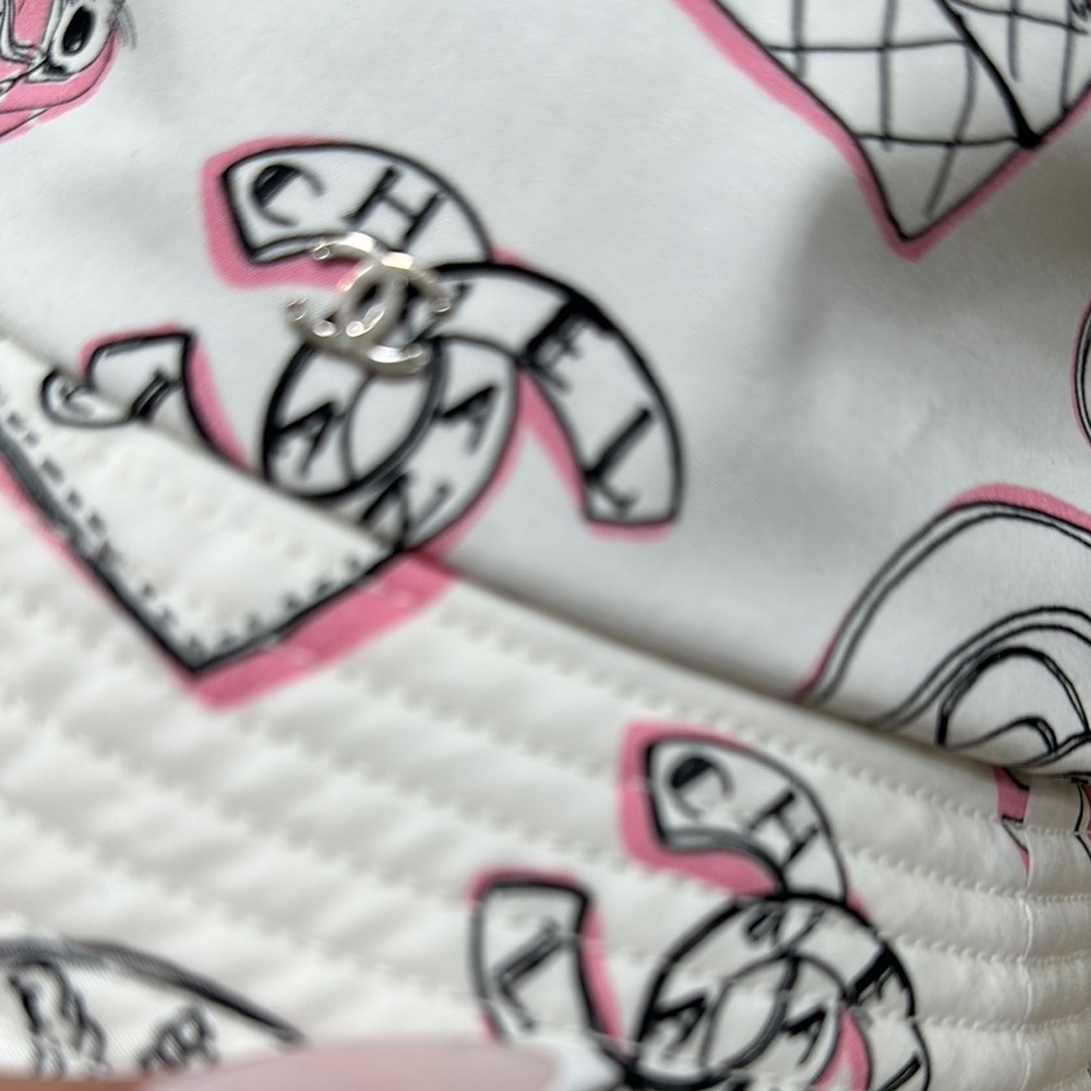 CHANEL White and Pink Graphic Bucket Hat - Picture 2 of 7